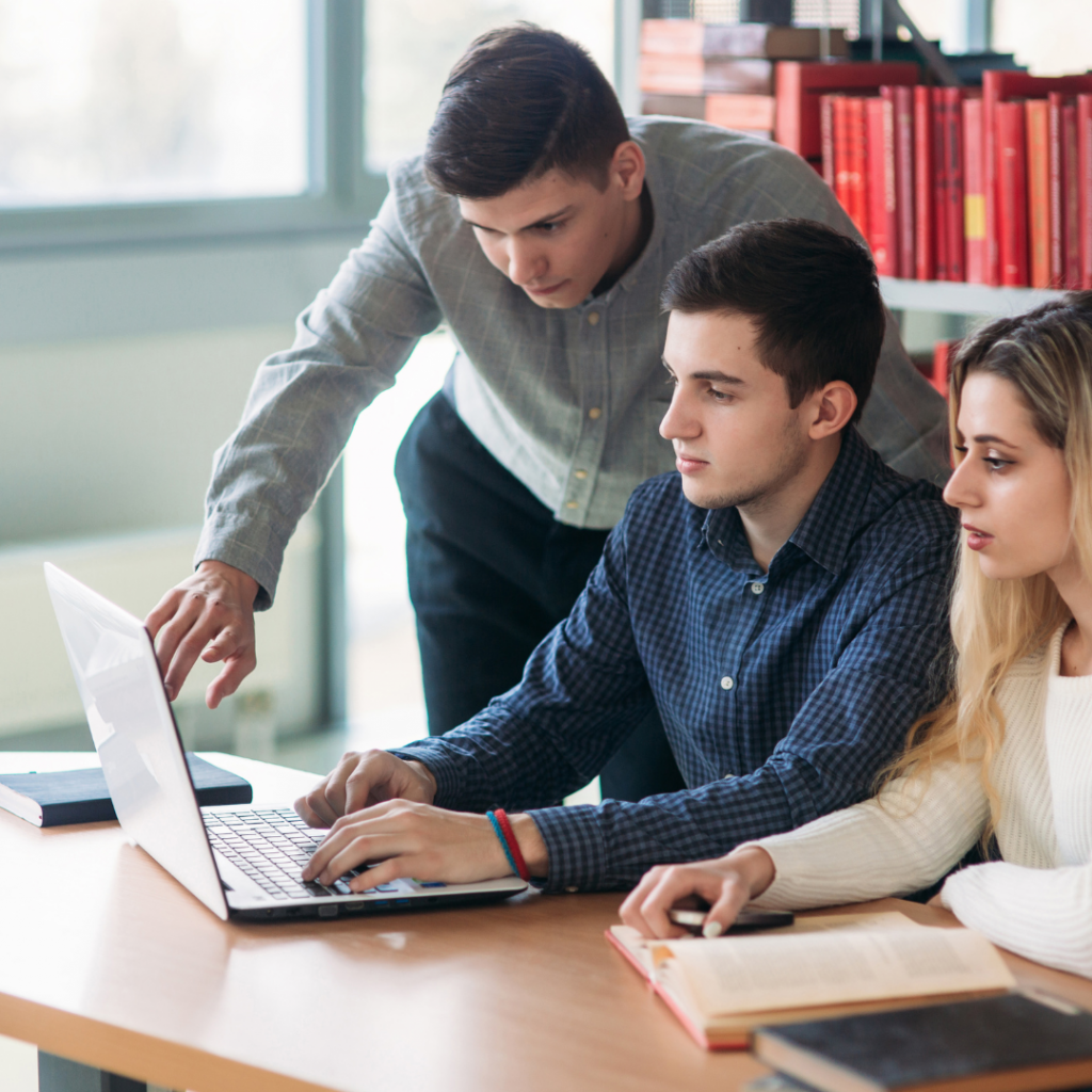 Why You Should Consider An Internship